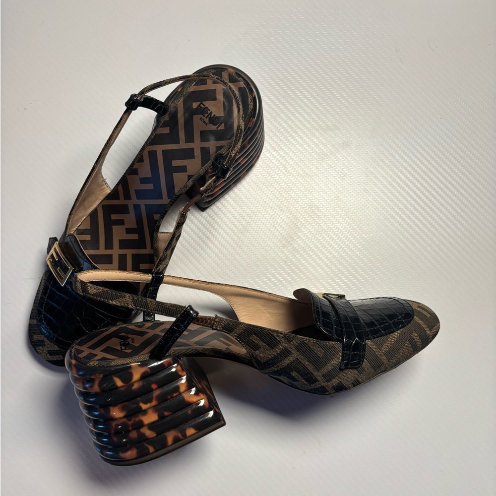 Fendi Black and Brown Patterned Heels